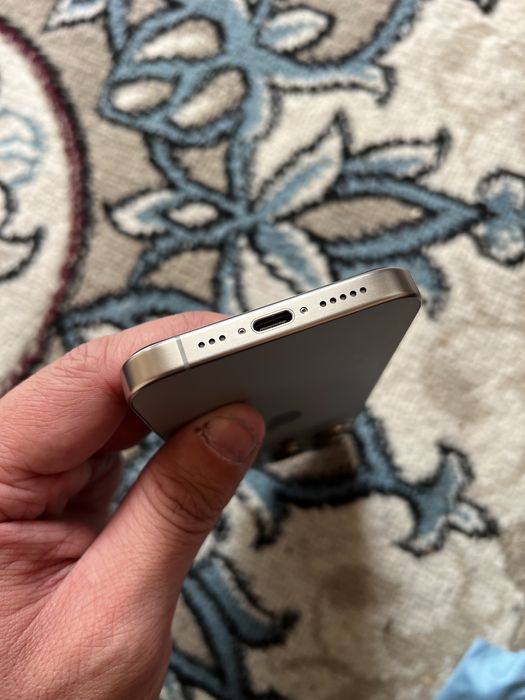 iPhone 15 Pro 128GB Natural Titanium 770$