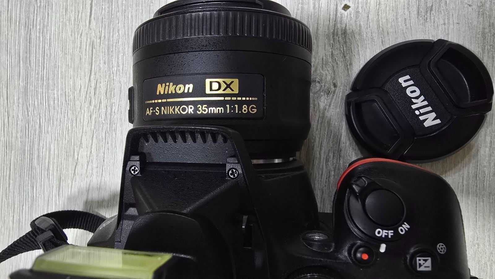 Фотоапарат Nikon D3500 + Nikon 18-55 VR , Nikon 35mm 1.8G DX