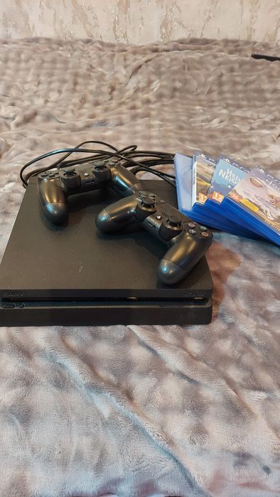 Продам Sony Playstation 4 slim