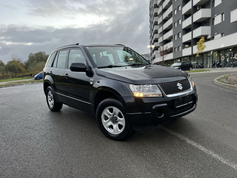 Suzuki grand vitara 1.9 diesel 4x4 la mic / mare 155 000 km reali