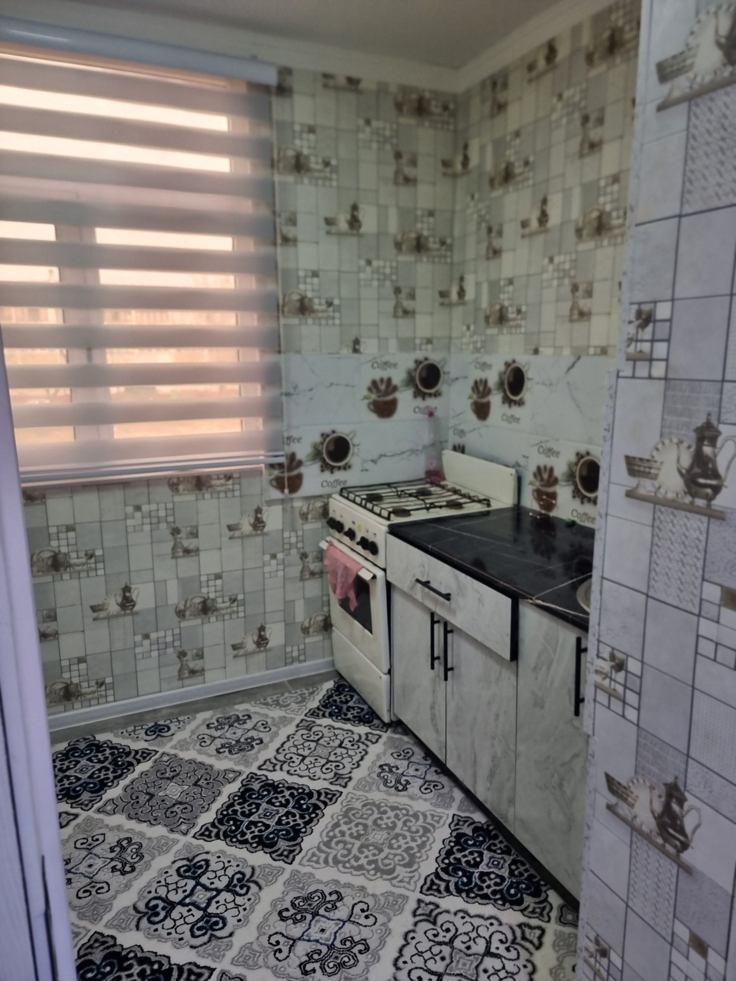 Ижара кизларга с хозяйкой