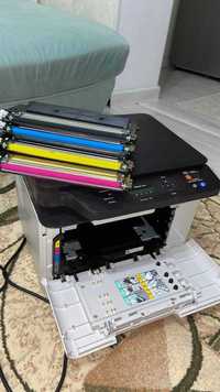 Продается цветной, лазерный принтер Samsung