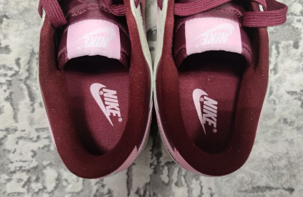 Nike Dunk Low, Rose/White, 41 EUR