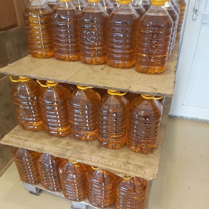 Продам масло подсолнечное Нерафинированное  завод Янтарь