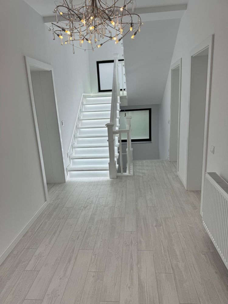 Vila unica in stil scandinav -Finisaje de lux,aproape de lac si padure