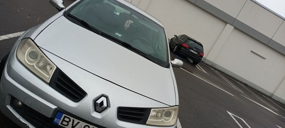 Vând autoturism Megan