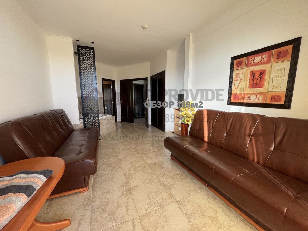 Продава се Тристаен апартамент в Обзор - 118 кв.м за 827 €/кв.м - Снимка #5