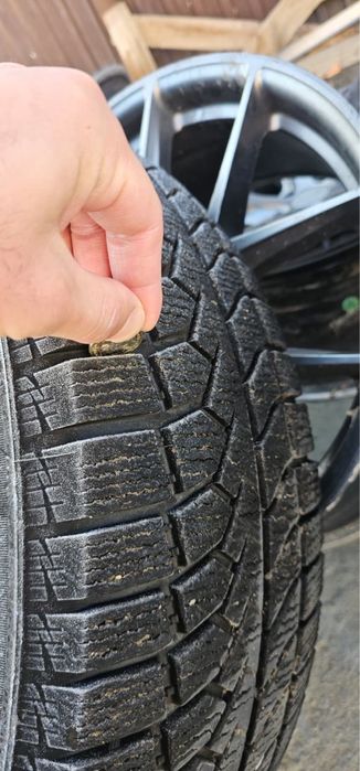 Шины и диски сатылады.