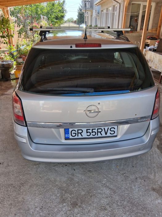 Vând Opel Astra H