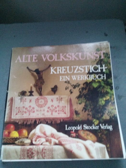 Album cu cusaturi de mana populare Alte Volkskunst - Kreuzstich