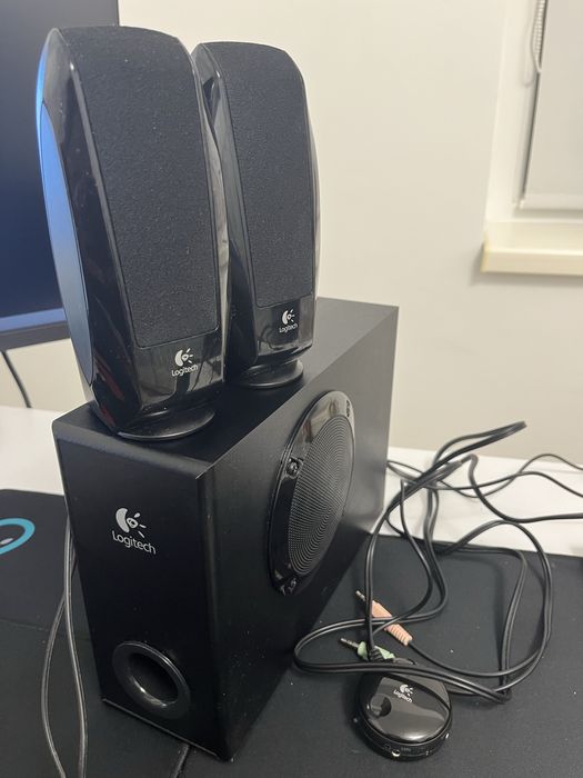 Boxe Logitech 2.1 S220 Negru Noi Nefolosite