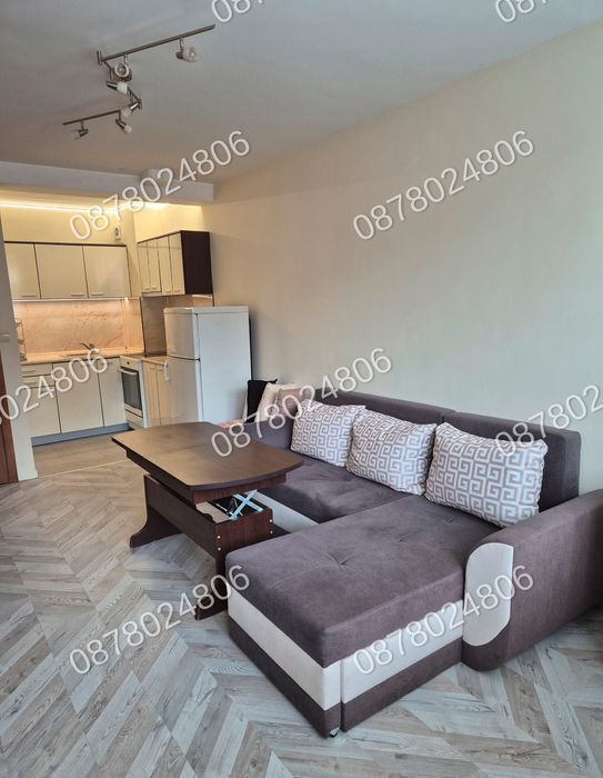 Двустаен апартамент под наем с възможност за гараж в Младост 4