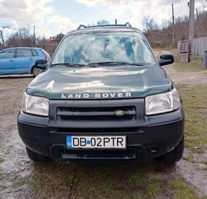 Land Rover 4×4 permanent.