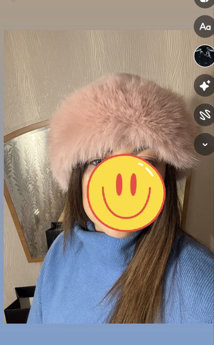 Пухени дамски шапки
