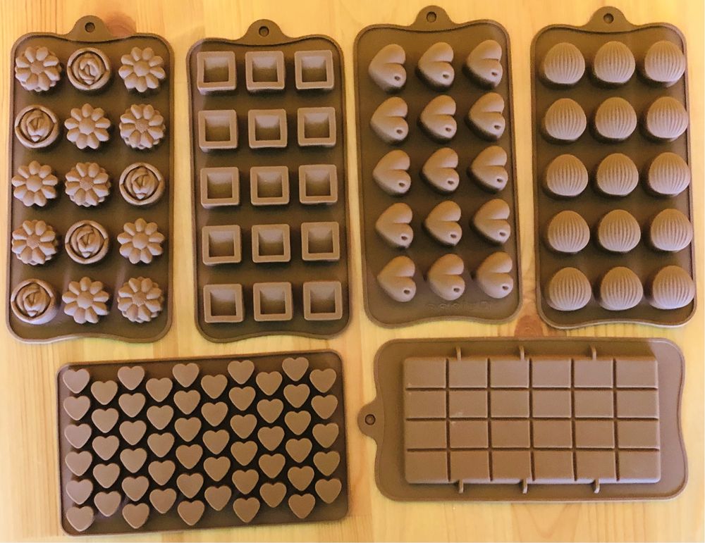 Forme de silicon pentru ciocolata sau jeleuri