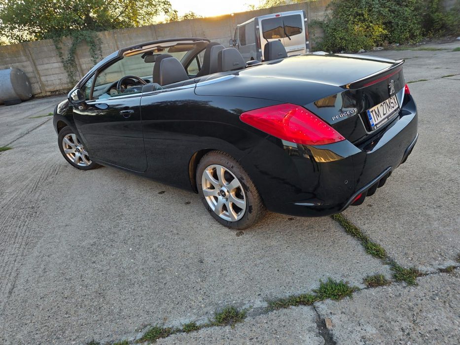 Peugeot 308cc. 2012 .1.6i