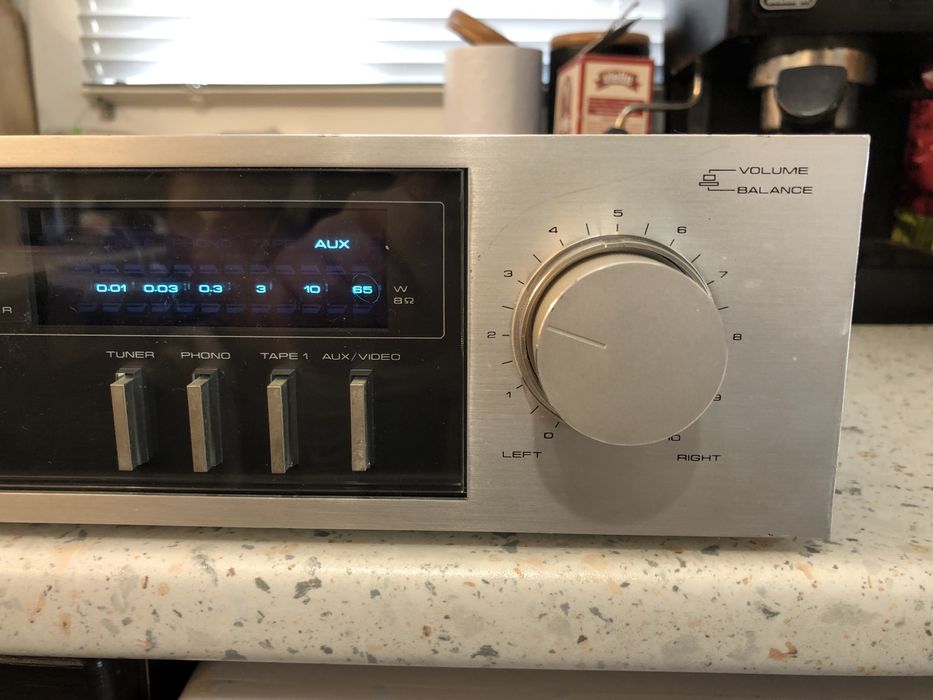 Pioneer SA-720 стерео