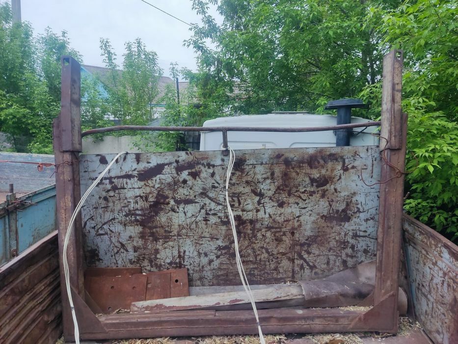 Коники для грузоперевозок.