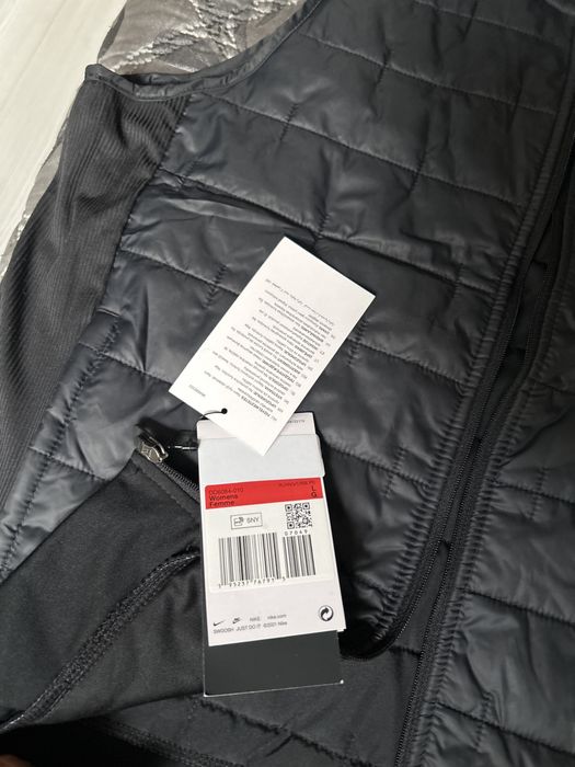 Vesta nike therma fit dama