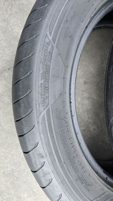 2 anvelope vară Michelin și 2 Goodyear 235/55/19