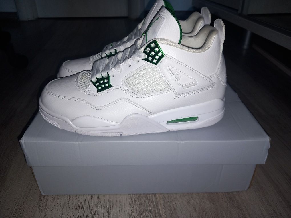 Jordan 4 Metalic Green