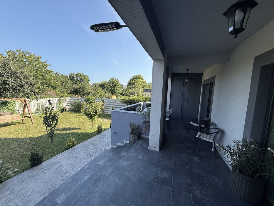 Inchiriez Vila spațioasa de revelion