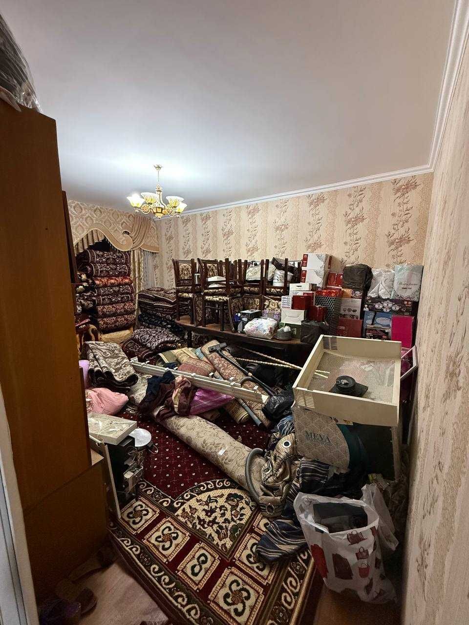 Срочно продается квартира недорого 4х комнатная 120кв
