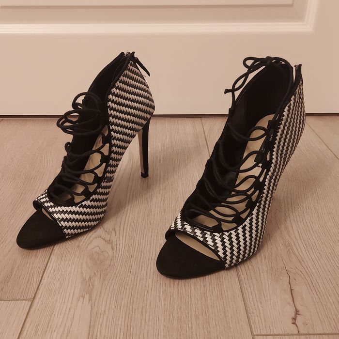 Pantofi Zara măsură 37