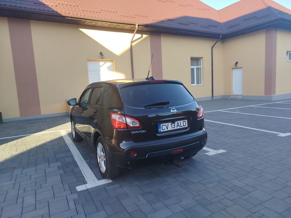 Se vinde Nissan Qashqai 2010 4x4 2.0 benzina gpl km 220000