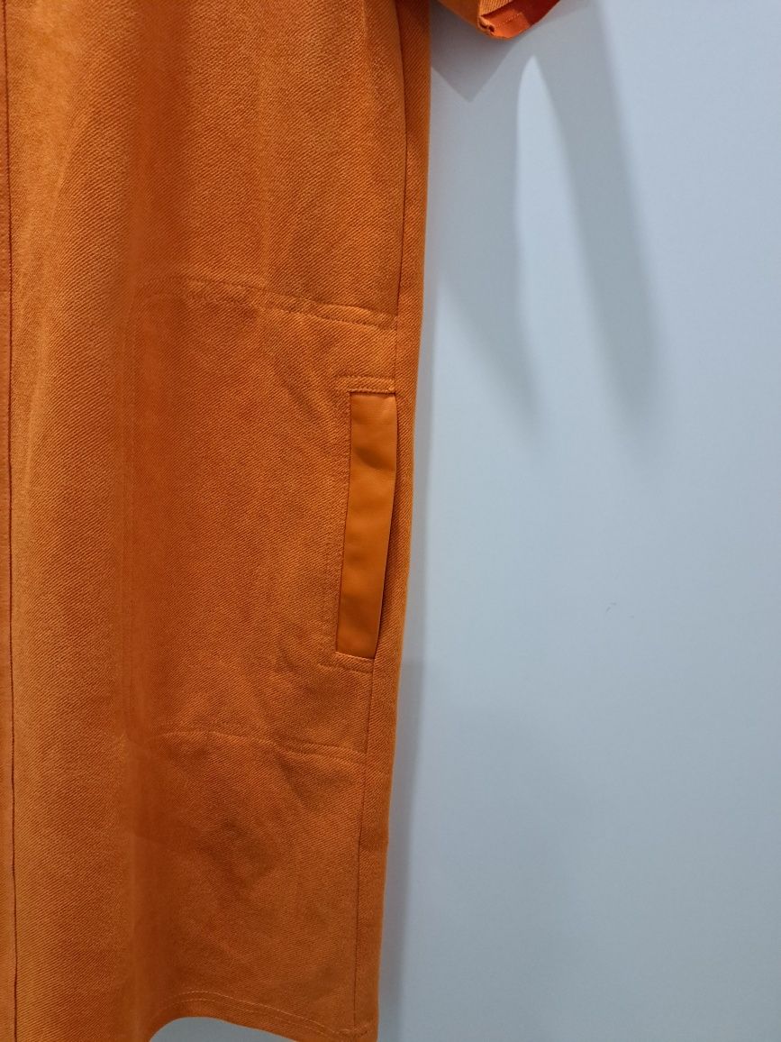 ZARA рокля А-силует р-р С