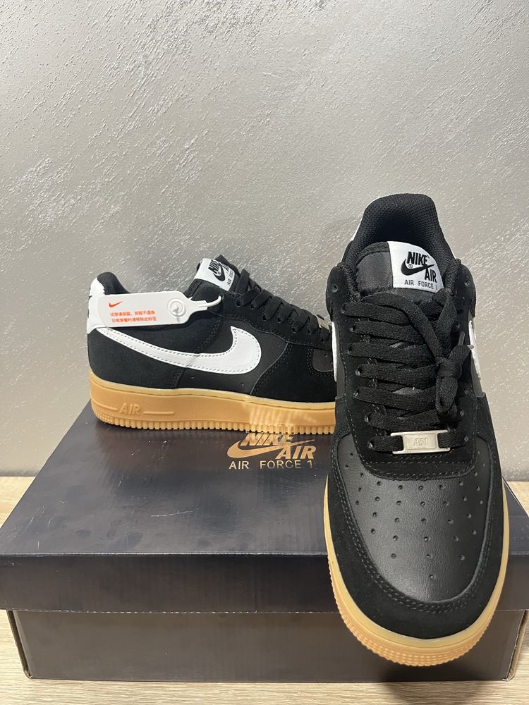 Nike Air Force 1 ‘07 LV8 - 42/43/44