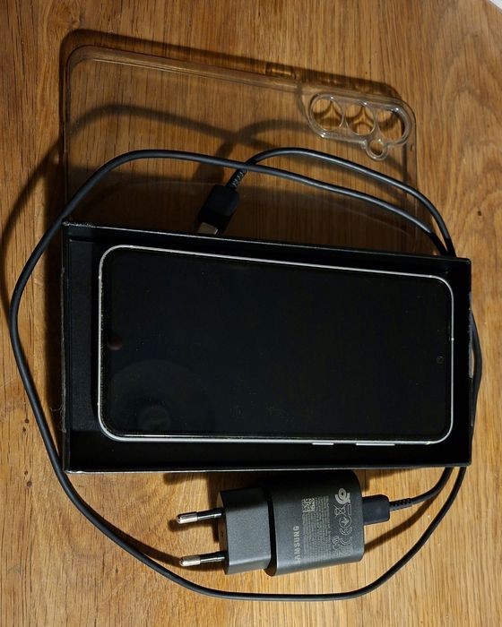 Samsung Galaxy S23 FE 5G (128 GB, Purple), Ca Nou, Garanție Valabilă