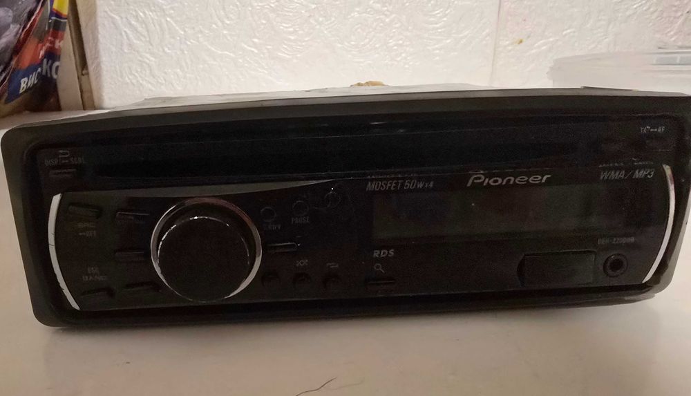 Стврео касетофон pioneer