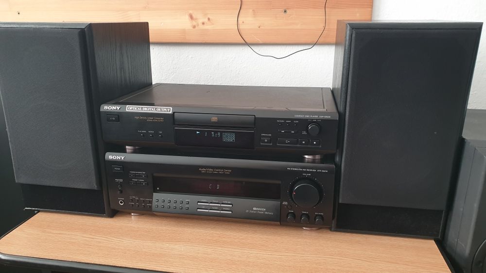 Linie audio Sony STR-DE215 cu boxe