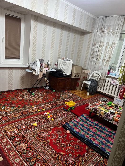 Сотилади 1/4/4 Коракамиш 2/4