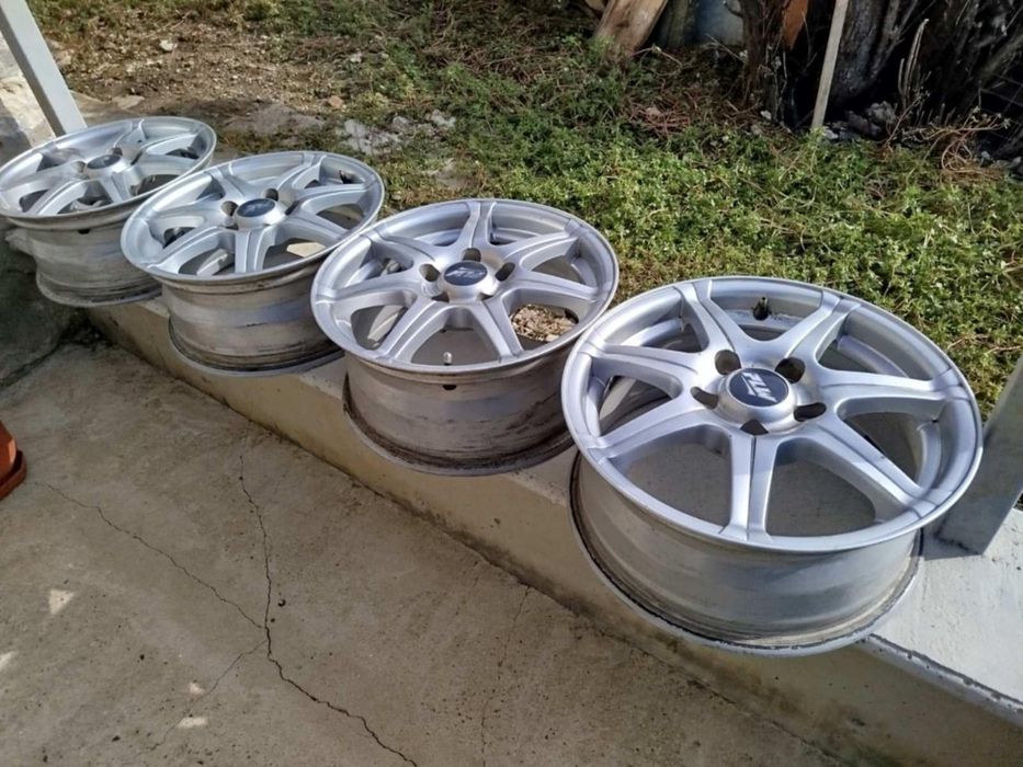 Продавам джанти в много добро състояние