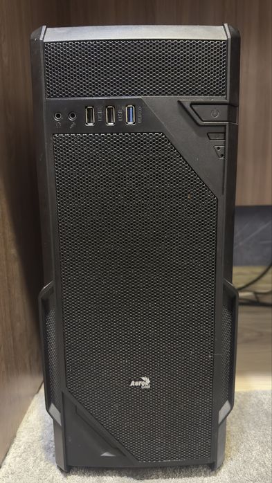 Продам Игровой компьютер, системный блок, монитор LG 24MK400H