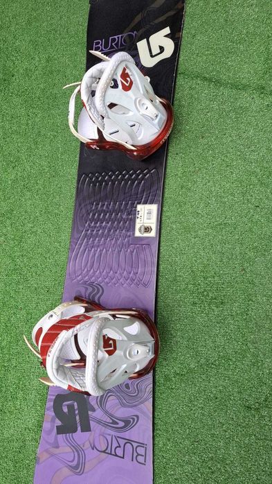 Placa snowboard Burton 138 cm cu legaturi Burton