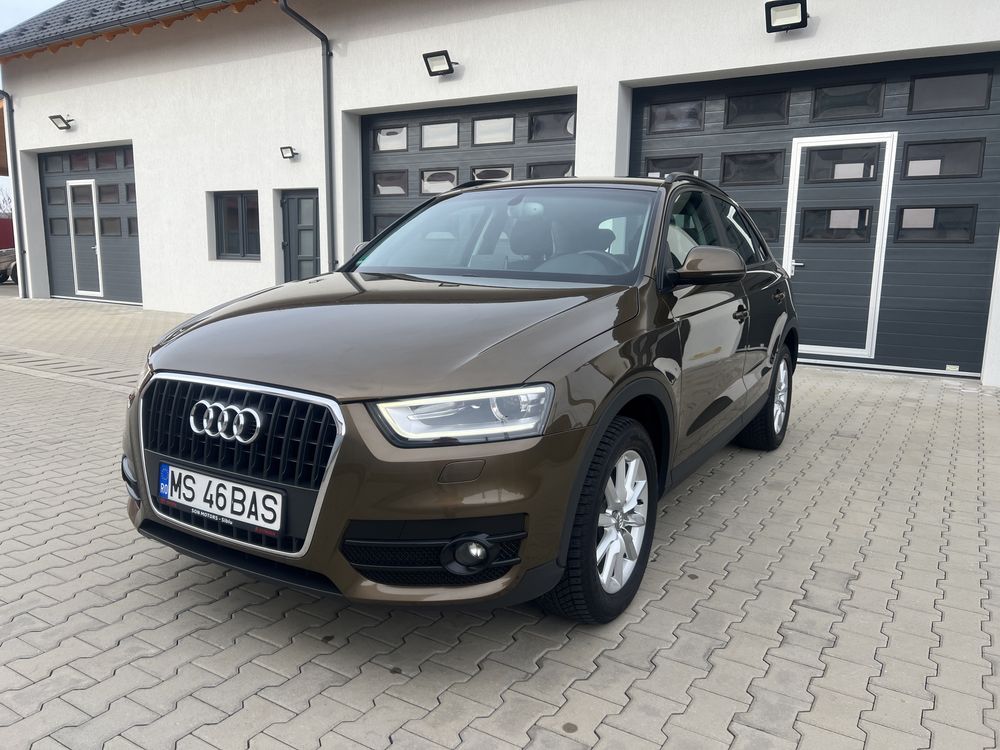 Vand autoturism Audi Q3