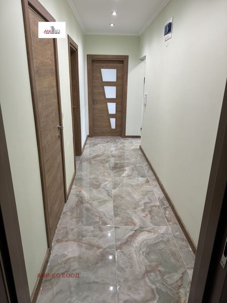 Продава се Четиристаен апартамент в Варна, Левски - 96 кв.м за 1771 €/кв.м - Снимка #1
