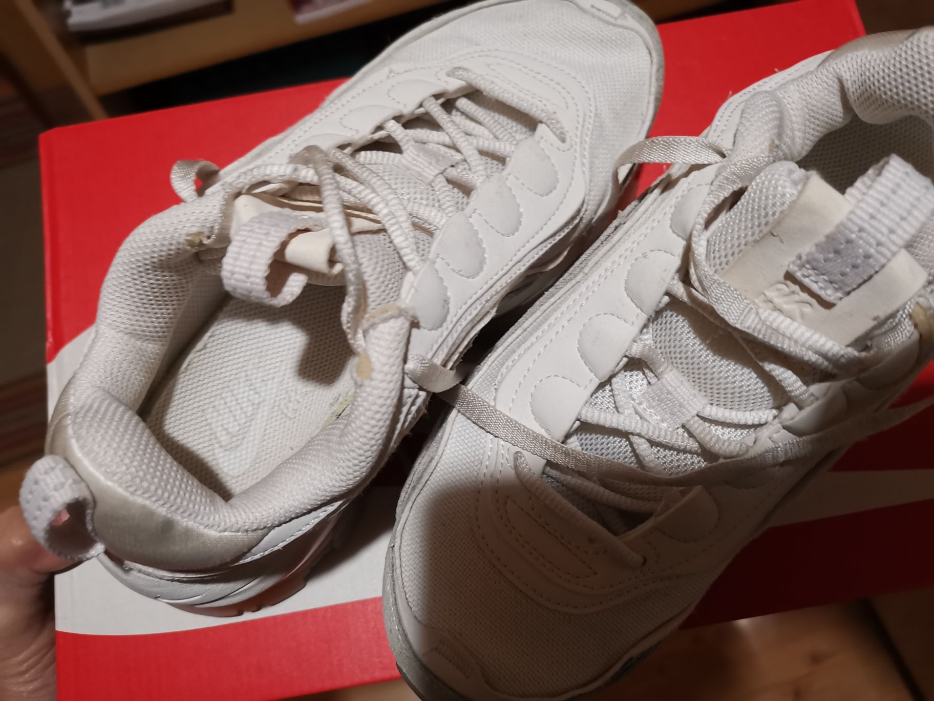 Обувки NIKE Air MAX, р-р 36,5