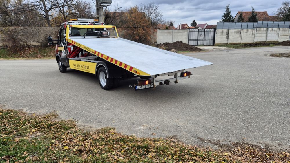 Iveco daily 35c15 Platou hidraulic pe cutie  3500 kg