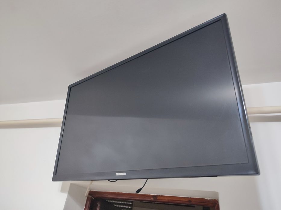 Televizor Smart Telefunken