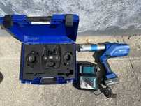 Presa de sertizat Uponor UP110 + bacuri Viega 42 54 Klaule Makita 18v
