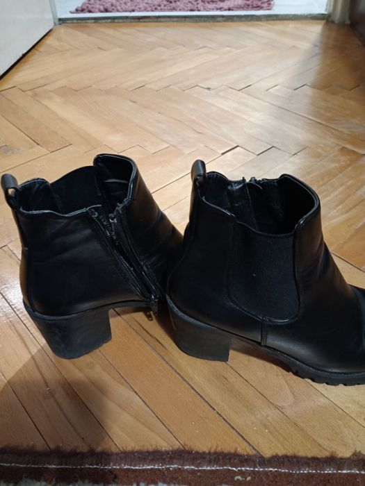 Дамски черни боти