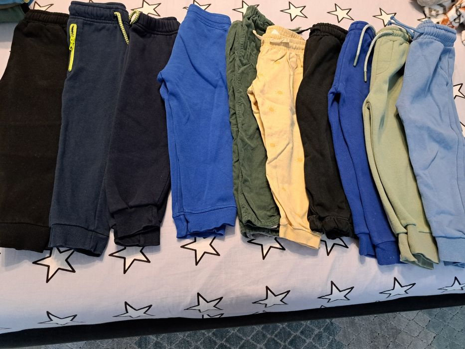 Pantaloni baiat  mărimea 98