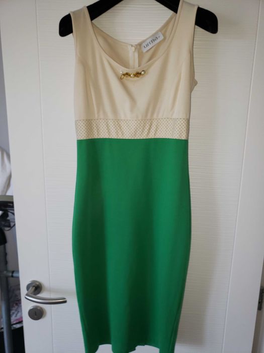 Costum , rochie si sacou Urma 38