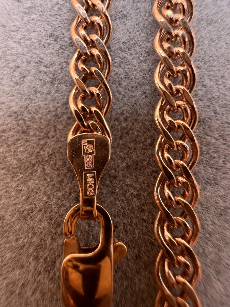 Продам золотую цепочку.