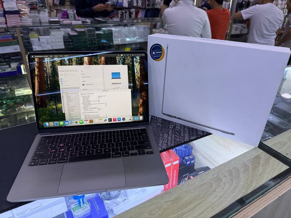 MacBook Air M3 2024 SSD 256 DDR8GB