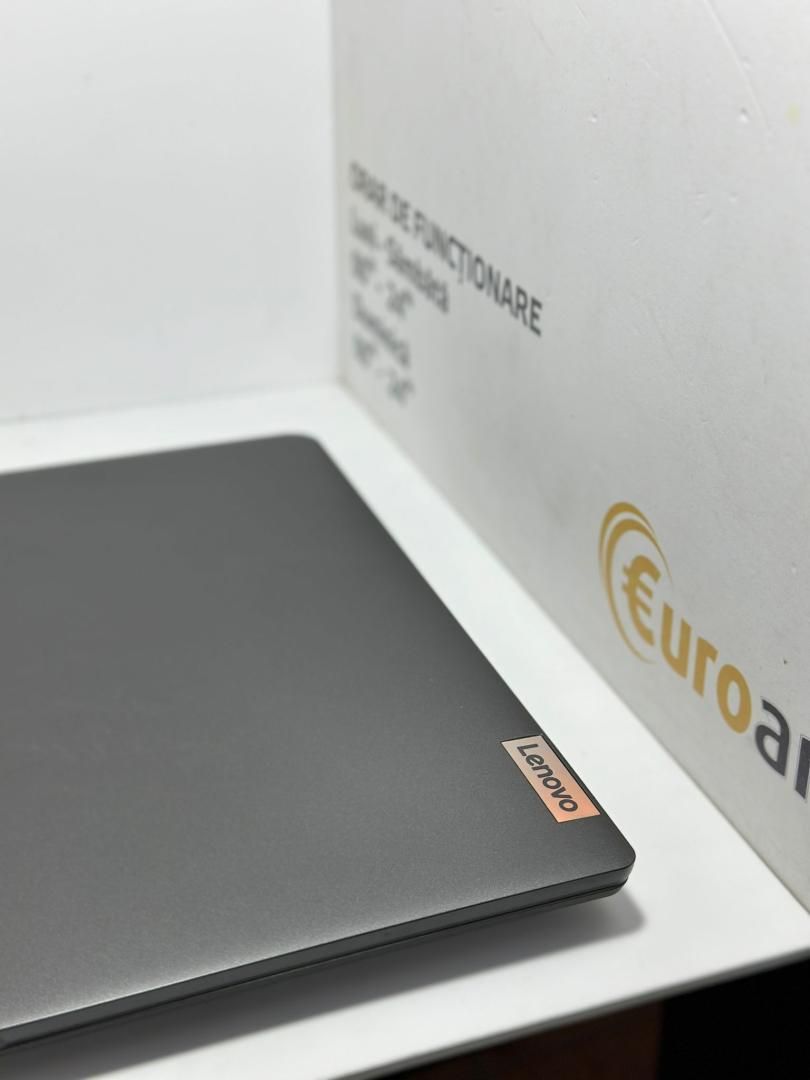 Laptop Lenovo V17 G4 IRU Intel 4300 -A-